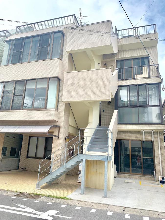 Villa ガナダン中央駅 3F 無料駐車場 à Kagoshima Extérieur photo